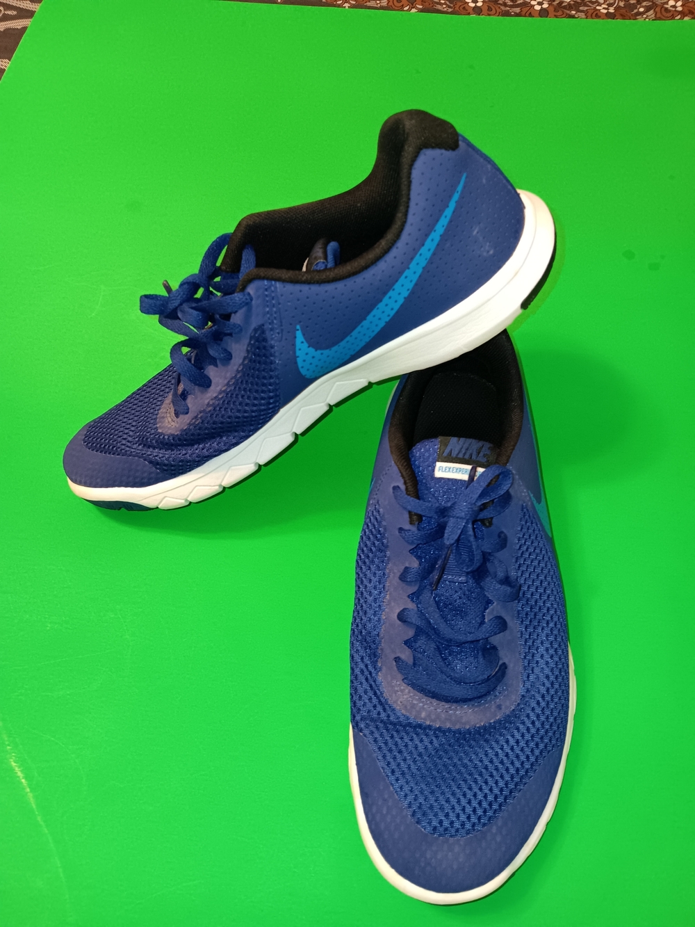 2017 Nike Flex Experience RN 5 (844995-400) Shoes Preowned Sz 7y/Women's Sz 8.5